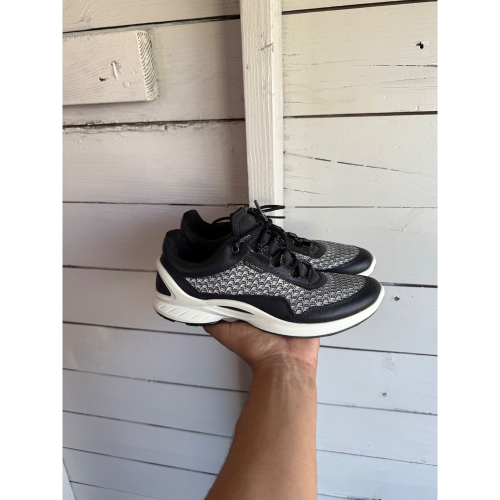 ECCO Biom C-Trail Womens Sneakers Black Grey Leather 837603 Size 37 6